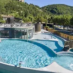 4p 2bdrms Airconpremium