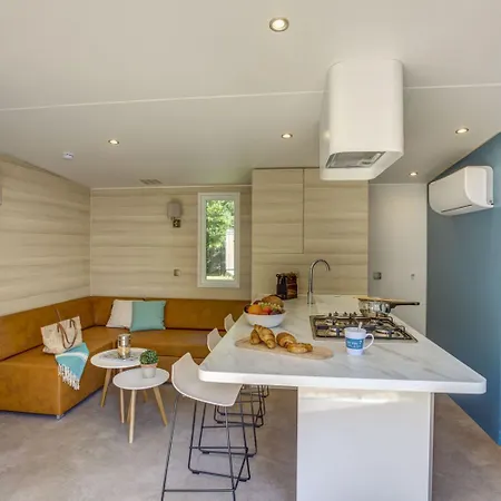 4p 2bdrms Airconpremium Campsite *
